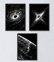 ايطار مع بوستر- Space
